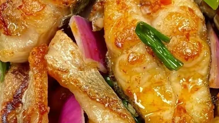 鱼汤|八月十五中秋节，建议安排八道菜，滋补营养强免疫，家人都爱吃