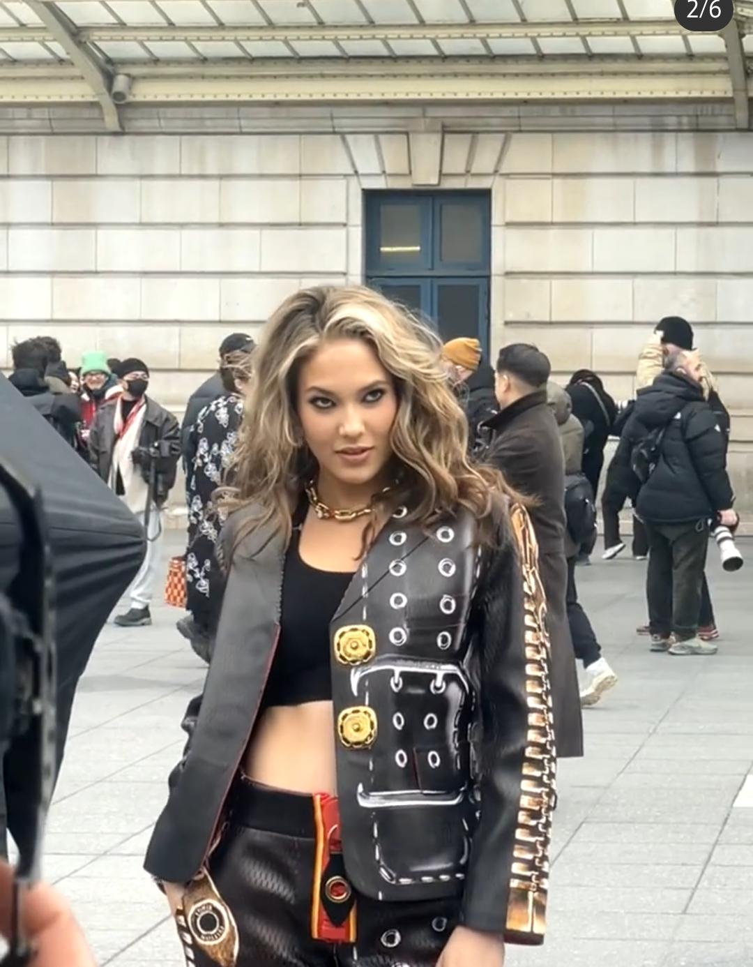 谷爱凌|20岁谷爱凌模样大变认不出！金发碧眼似洋人，脸型变方发福明显