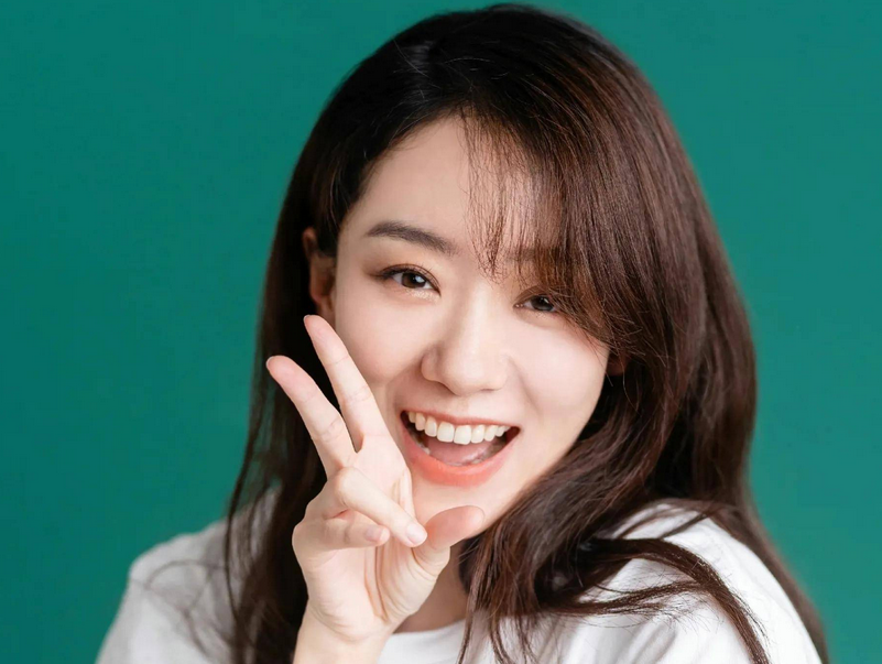 张小斐|成为50亿票房女主,红气养人,张小斐用实力证明了自己