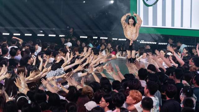 中国好声音|周深黄绮珊宁艺卓泪洒舞台，爱融进乐章，好声音是可以拯救灵魂的