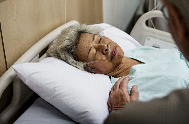 同学58岁就生病去世，参加完他的葬礼后，我狠心断掉了儿子的月供