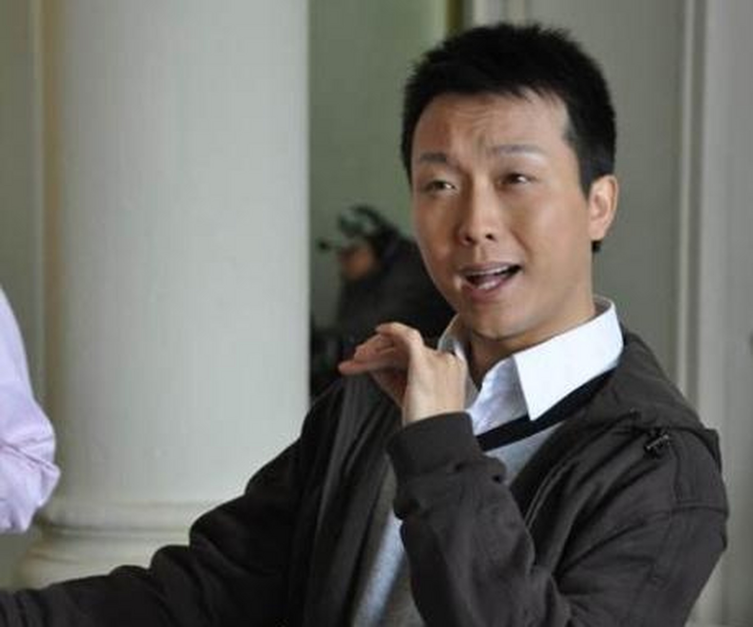 "跳梁小丑"李玉刚摔下神坛,不再被世界宽容,梅葆玖:死不原谅 - 聚缘