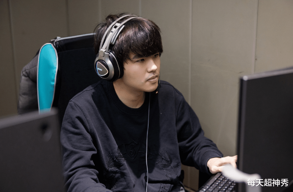 fpx战队|Care卡萨丁力挽狂澜,FPX关键局击败WE,Doinb直播求职