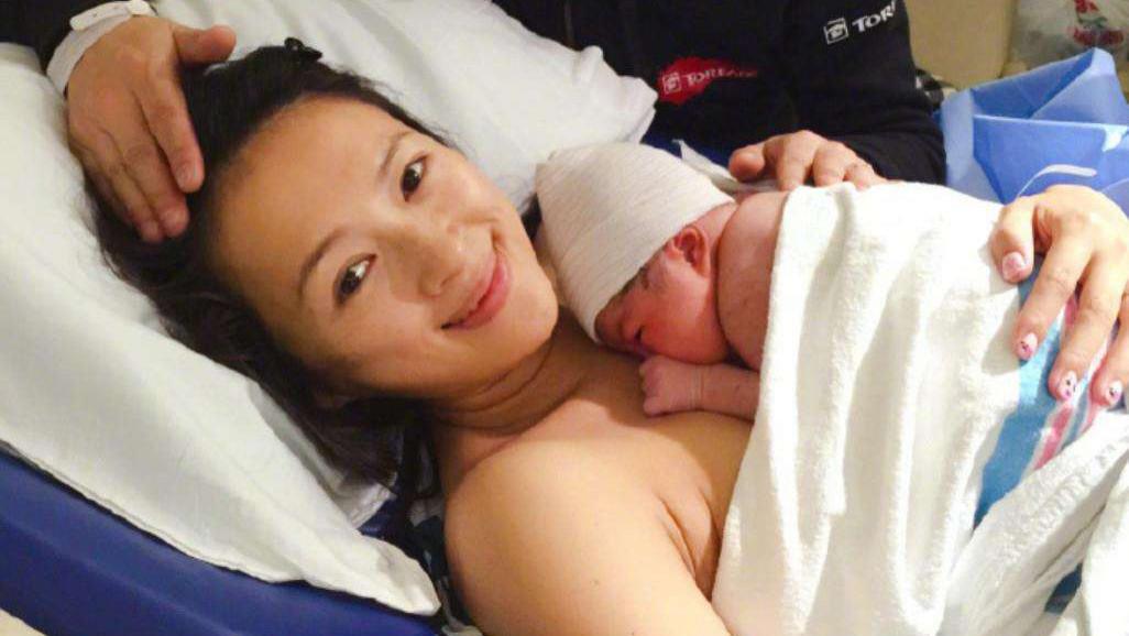 章子怡41岁生二胎，女明星都不怕当“高龄产妇”的吗？