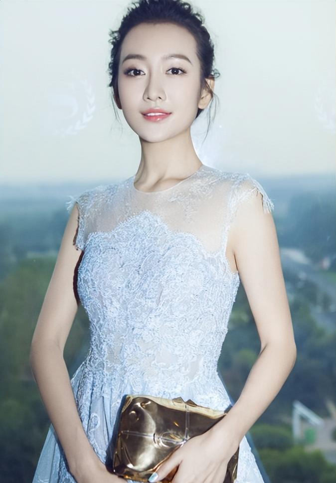 王鸥：挑来挑去挑了个说相声的，41岁又被劈腿，这让她情何以堪？