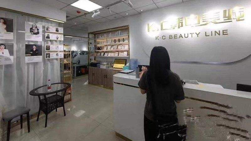 西安|兰州一女士赴西安面试遭遇招转培套路，员工没当成反成了公司客户？