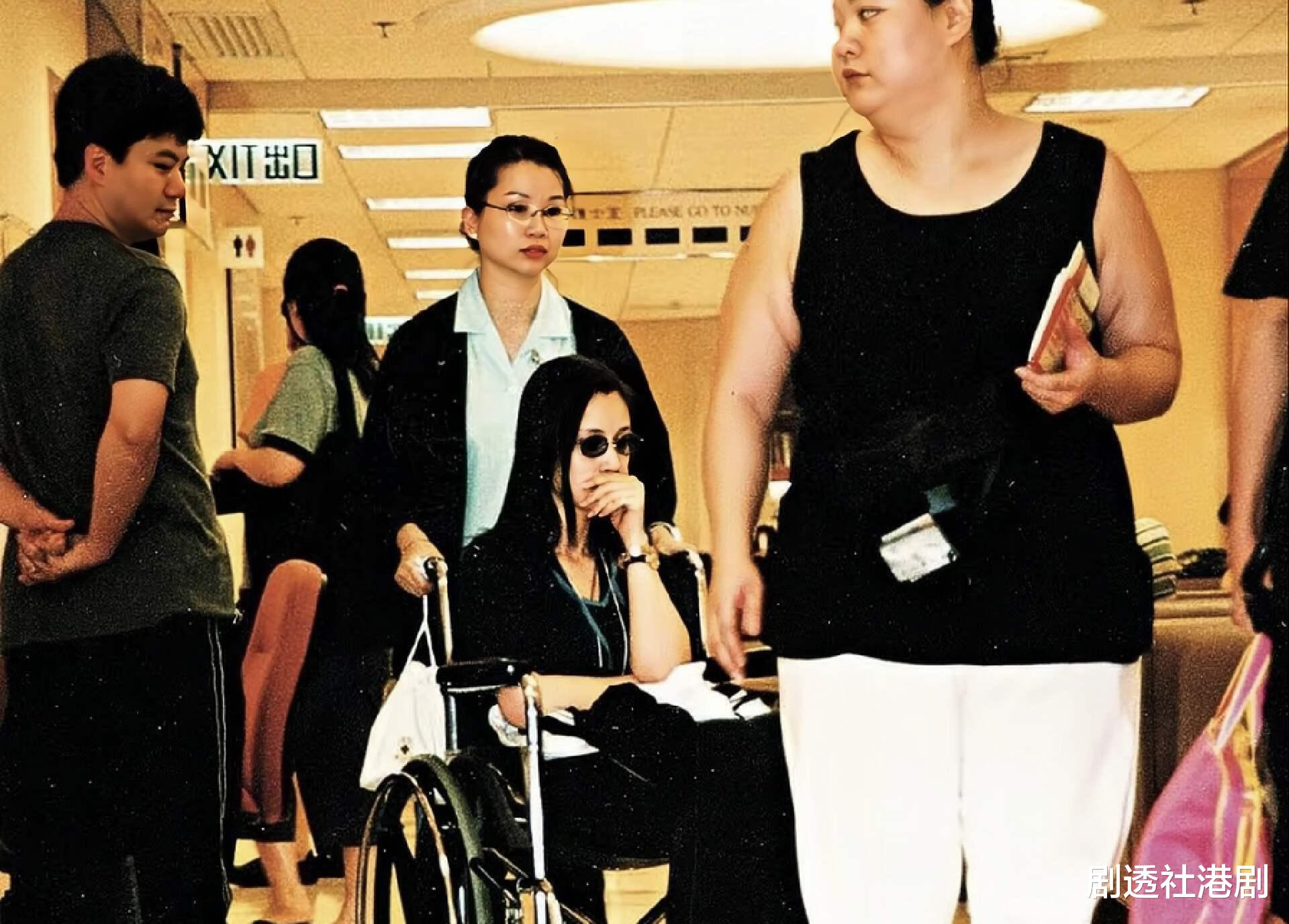 香港知名女星病重入院多日,患厌食症身材消瘦,豪门梦碎至今未婚