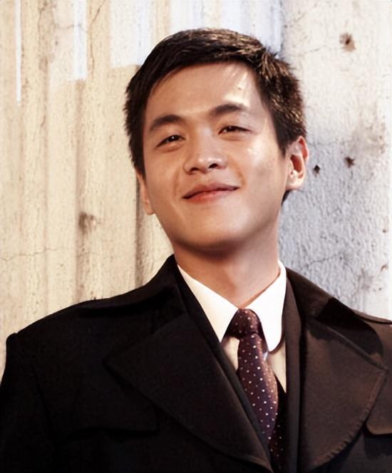 11年后再看张若昀唐艺昕：才明白双向奔赴的爱情，到底有多幸福