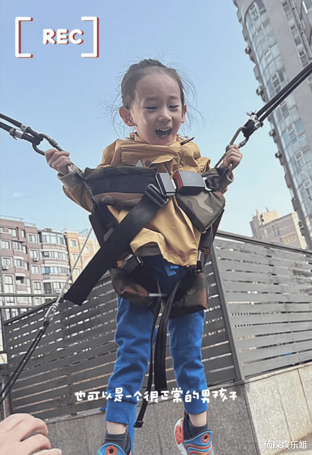 应采儿|应采儿无惧争议晒多张小儿子长发照,hoho软萌帅气超像哥哥Jasper