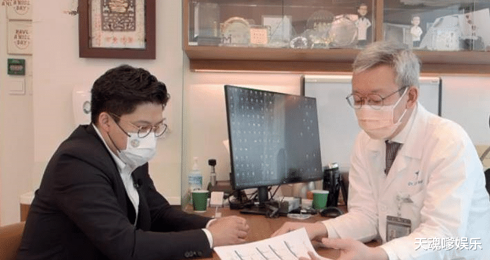 港媒曝霍启刚病情严重!脑部缺氧晕厥,郭晶晶带儿陪护流泪显心酸