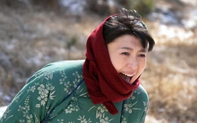 赵本山: 我拯救了一个恶毒女人的演艺生涯，她却恩将仇报踩我上位