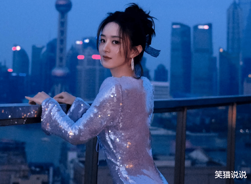 赵丽颖|赵丽颖开通ins账号：晒自拍照打招呼，对镜自拍好可爱！