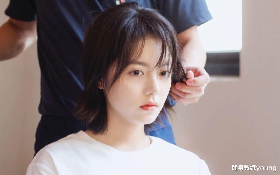 赵今麦“整容式瘦身”,萝莉变女神,分享4个生活细节