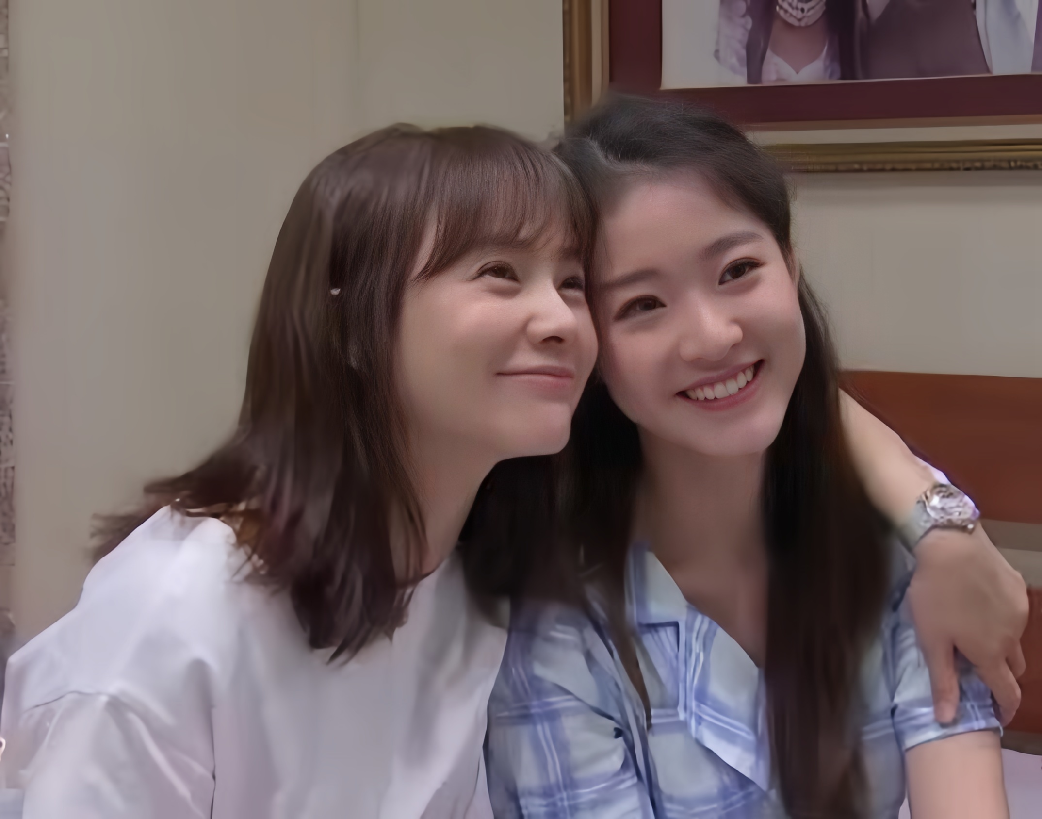 说和康家妯娌一开始很不对付等,她也有优点,像是对枝子视作亲生女儿