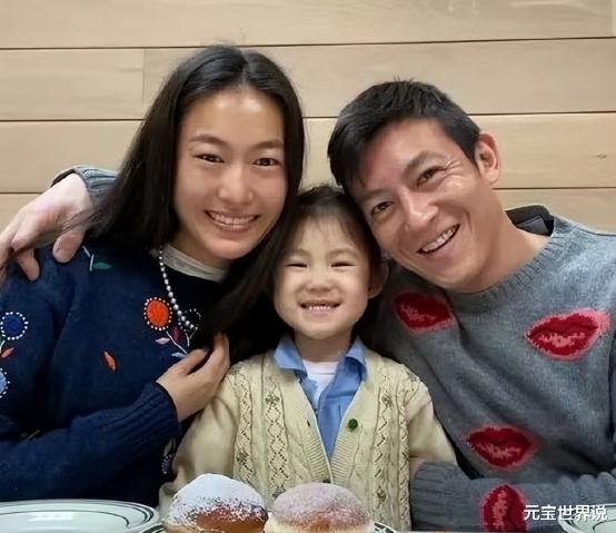 大家都笑她傻，好好的华谊老板娘不做，非要嫁给陈冠希做老婆？