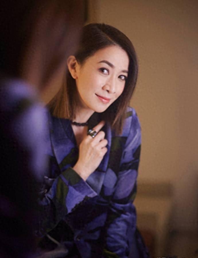 不管离开几次,只要回巢就有最高礼遇,她才是TVB真正一姐