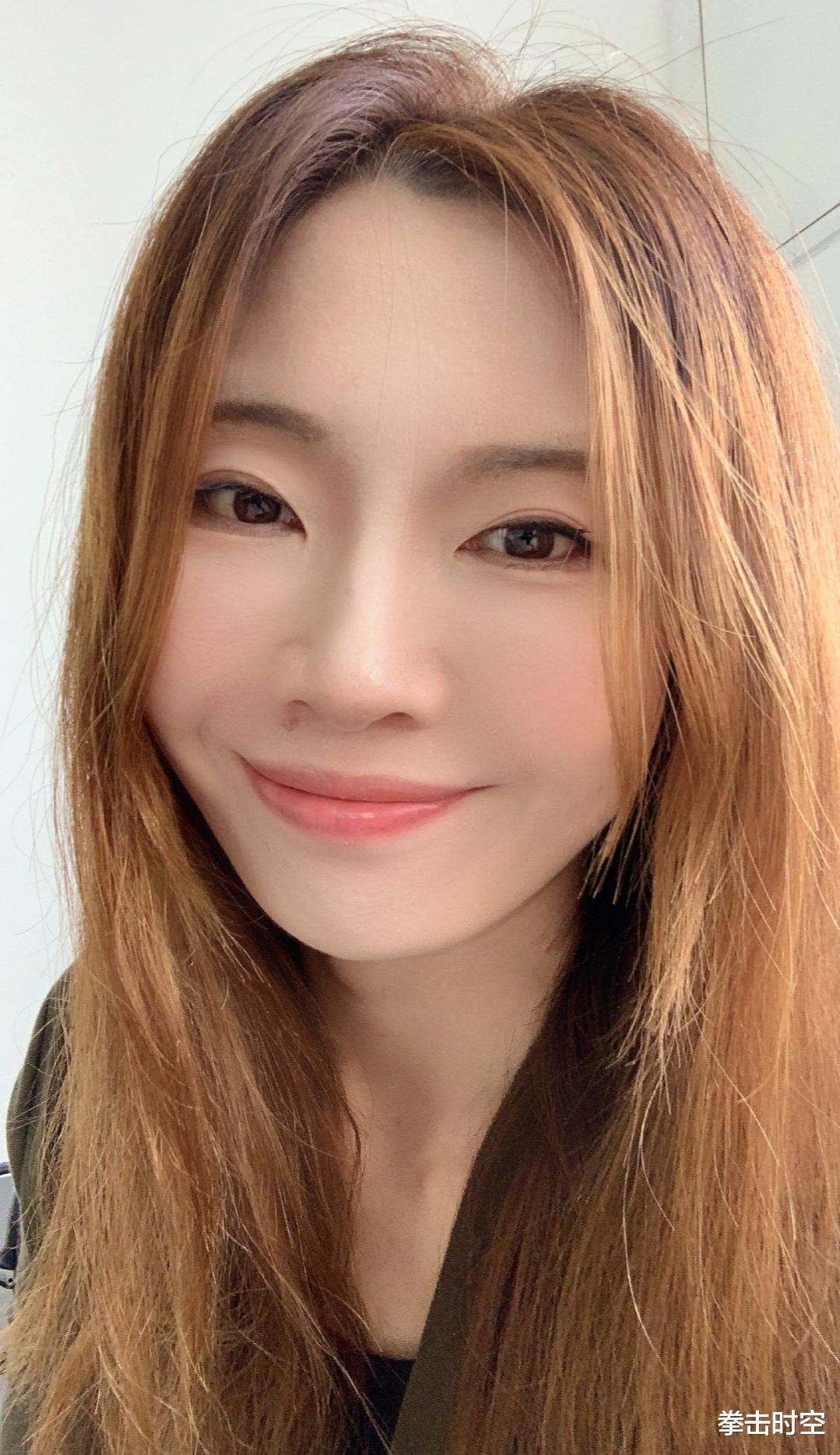 司马南|敬佩!曾炮轰司马南的美女导演直言:大陆不如香港,国内不如国外