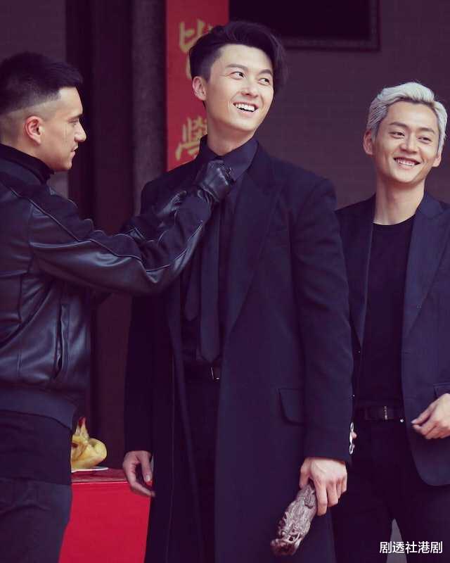 TVB|TVB视帝罕见回应离婚传闻,成为内地宠儿,为拍摄新剧剃光头