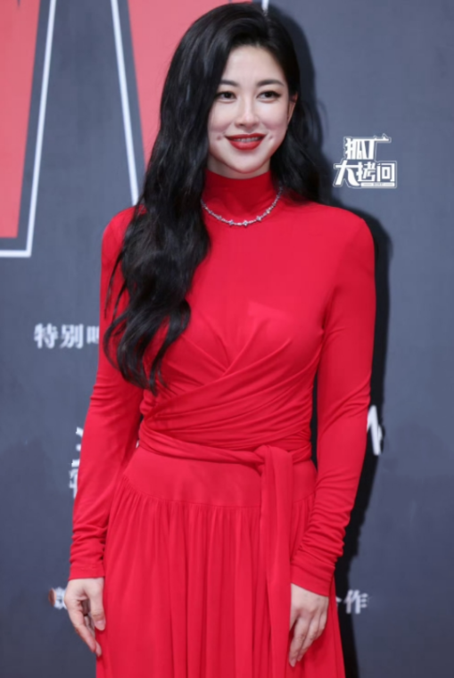 41岁孙俪和39岁朱珠亮相红毯:有人颜值昙花一现,有人越老越年轻