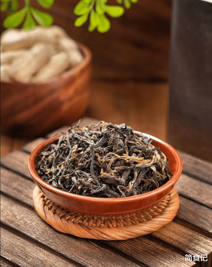 美食测评|同样是红茶,祁门红茶、正山小种、金骏眉、滇红,分别有什么不同