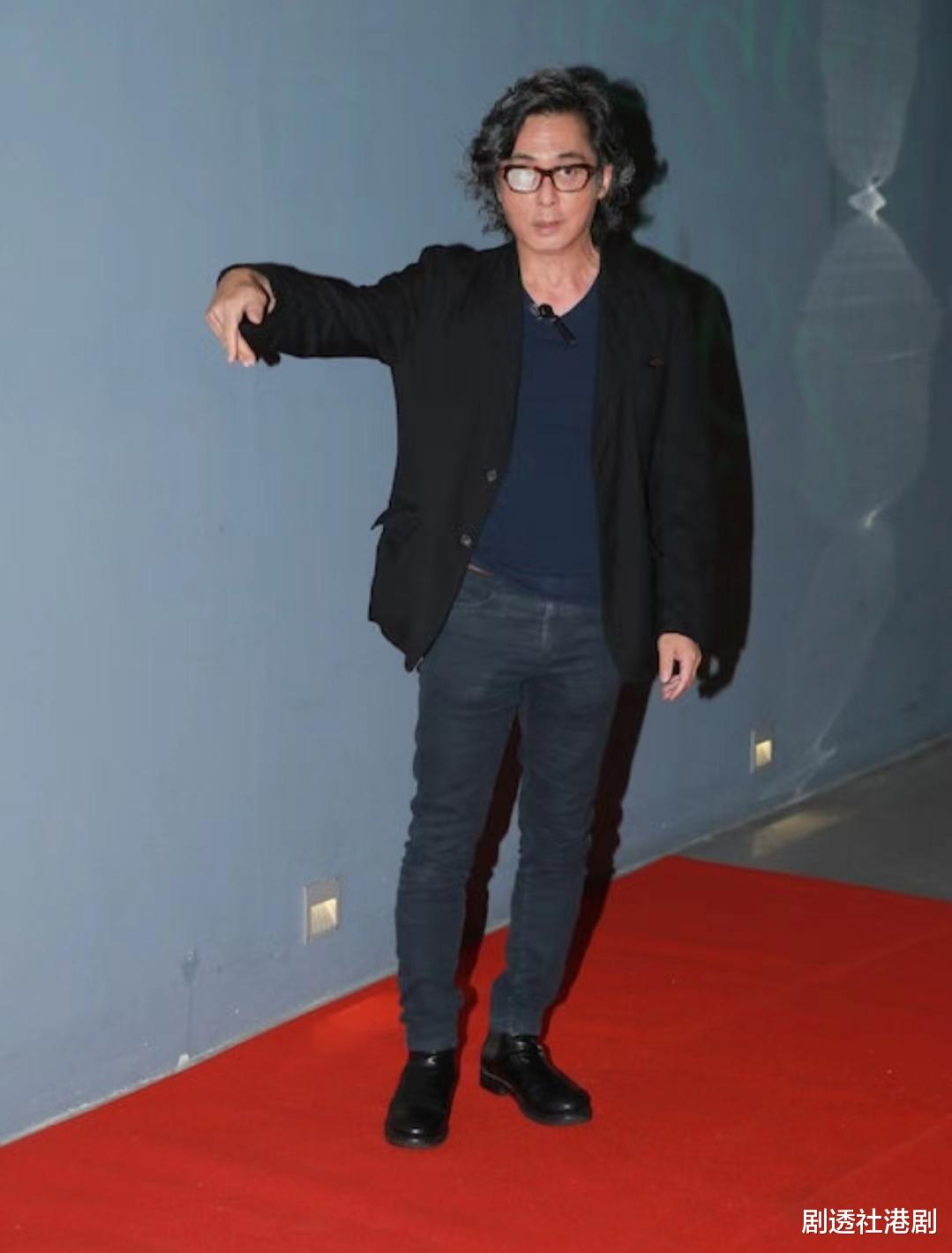 乐易玲|走好!TVB女高层携子现身殡仪馆送前夫最后一程,面容憔悴难掩哀愁