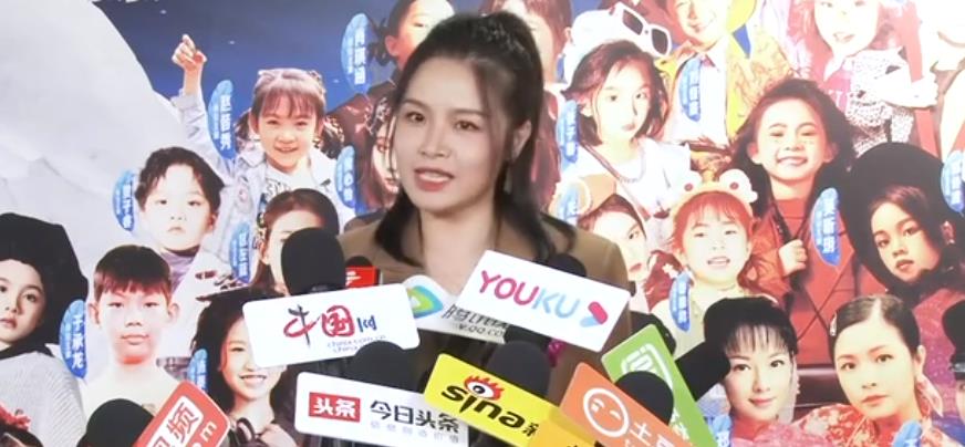 38岁的“奀妹”王莉莉,戏里是蔡广财妻子,戏外感情状况不为人知