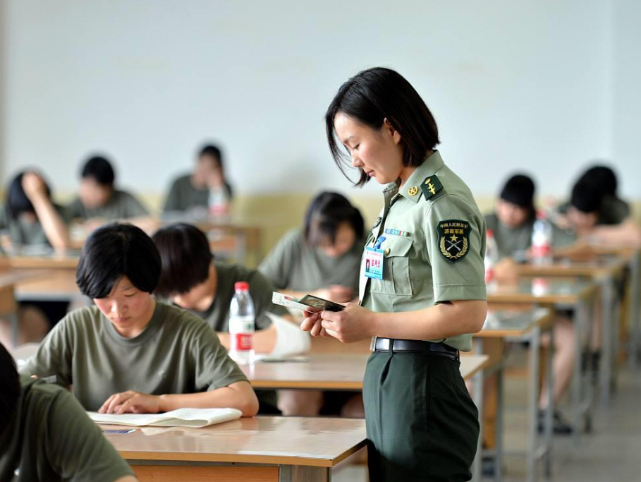 |新一轮军队文职招聘进行中，学历门槛再次降低，就近分配太香了