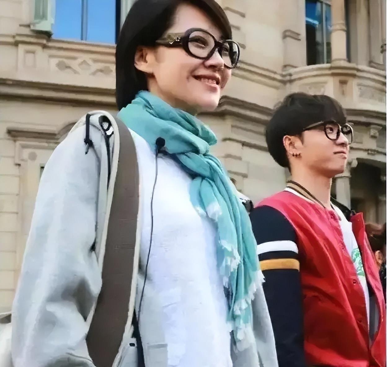 老牛吃嫩草,54岁许晴被曝与华晨宇同居,并称“我们会相爱一辈子”