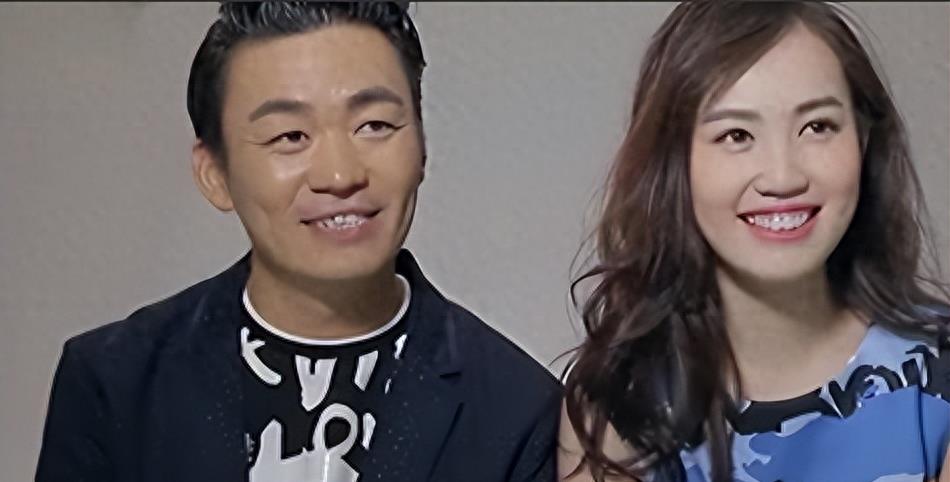 离婚7年,马蓉的“遮羞布”,终究被儿子王子豪亲手扯下来!