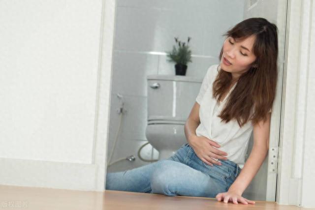 “胃癌大户”被揪出!医生:这4种食物再不忌口,胃或“烂如泥”