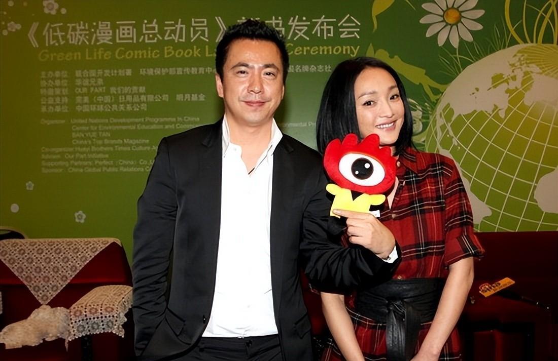 “华谊皇帝”糜乱情史:“双冰”为争宠互撕,身边的女明星数不胜数!