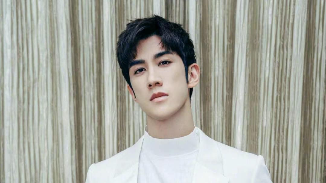 李治廷|36岁李治廷官宣已婚，老婆是中国籍混血儿，正面照曝光两人超般配