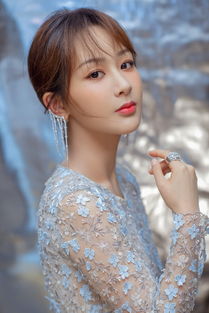 2023年9月8日的一次公开活动中,著名女演员杨紫发表了引人热议的言论。