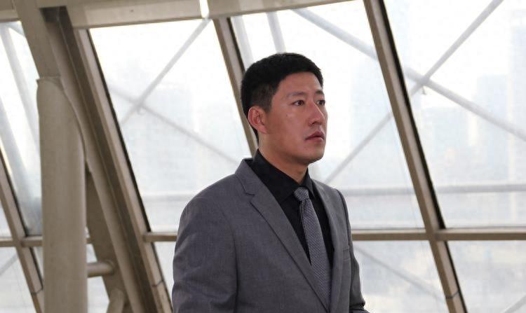 “渣男”原形毕露!或许,48岁的于震也逃不了晚节不保的命运