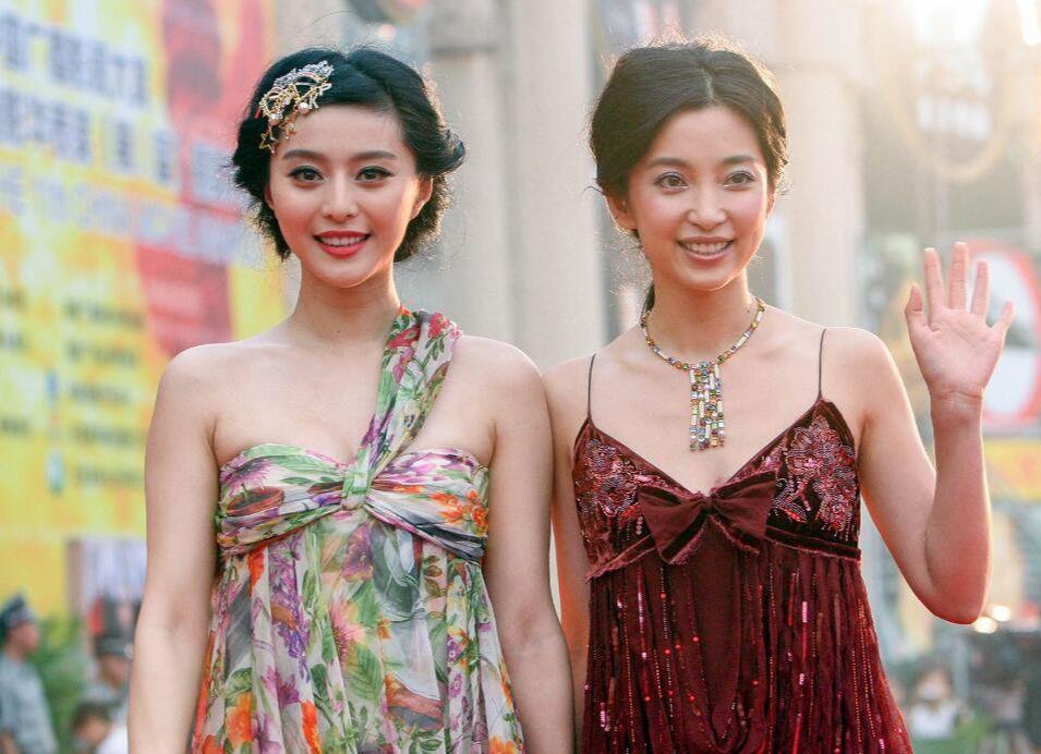 李冰冰|任泉：李冰冰不是我们班最漂亮的，但她有一张王牌照片，见组必赢