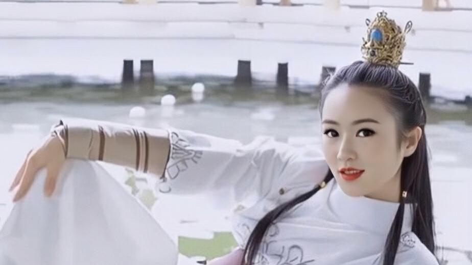 张雪峰|香港知名女星超重滤镜拍片遭吐槽！被批面目全非，近年来负面新闻不断