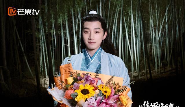 阚清子|事业爱情双丰收！阚清子被隆重求婚后，带来一部24集古装小甜剧