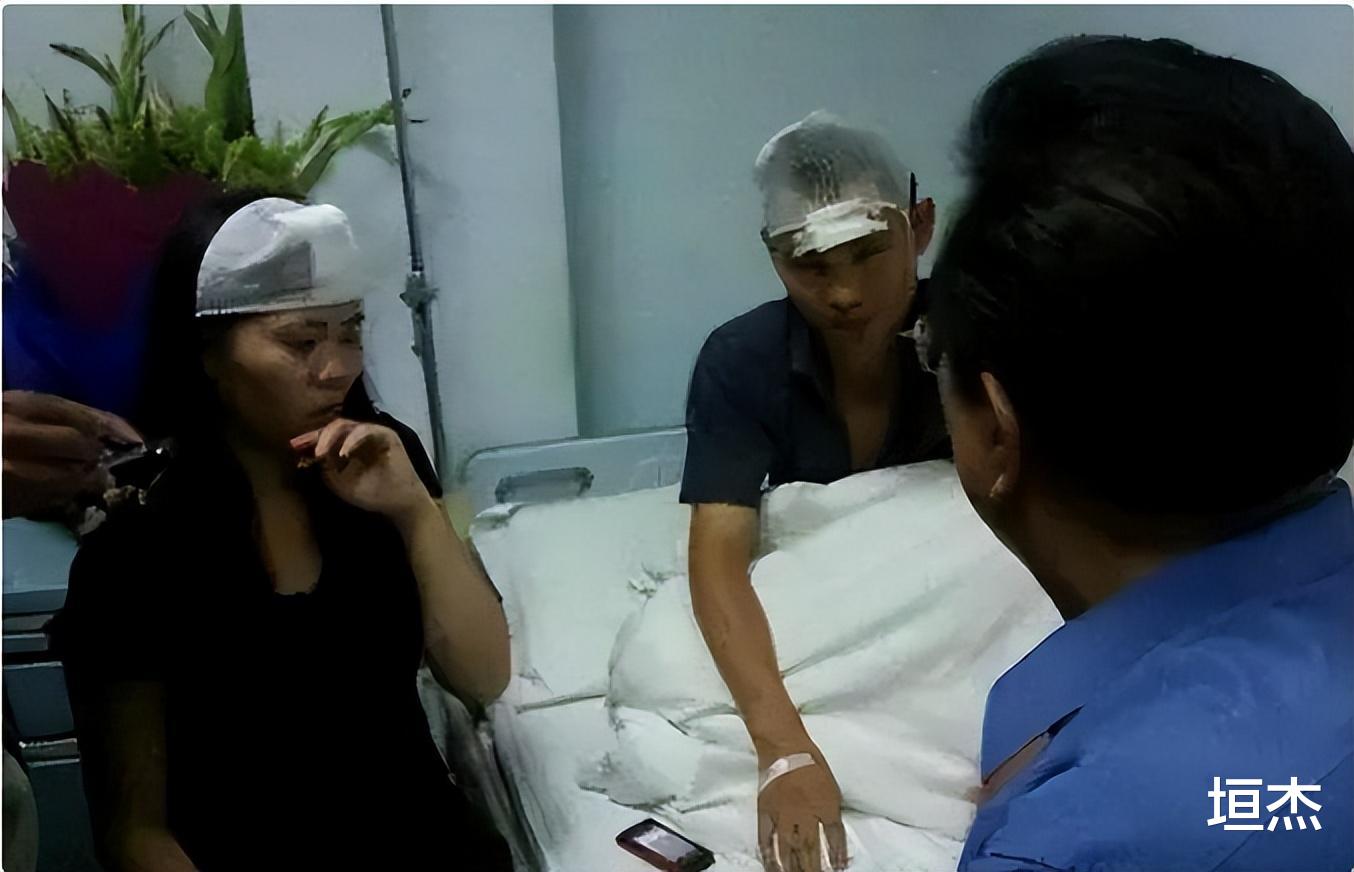 李双江|高调庆祝爱子释放,李双江的“遮羞布”,终究被一纸退休金扯下!