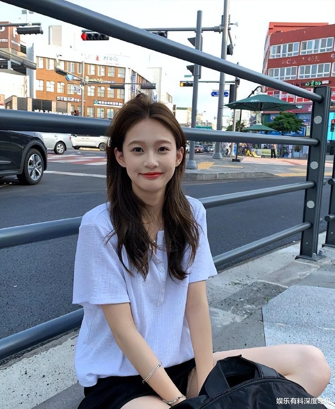 换人如换衣!王思聪和21岁女友进展飞速,高调同居晒甜蜜画面