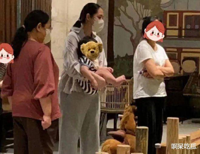 豪门阔太差别大:奚梦瑶爱情事业两不误,郭碧婷只能在家带娃