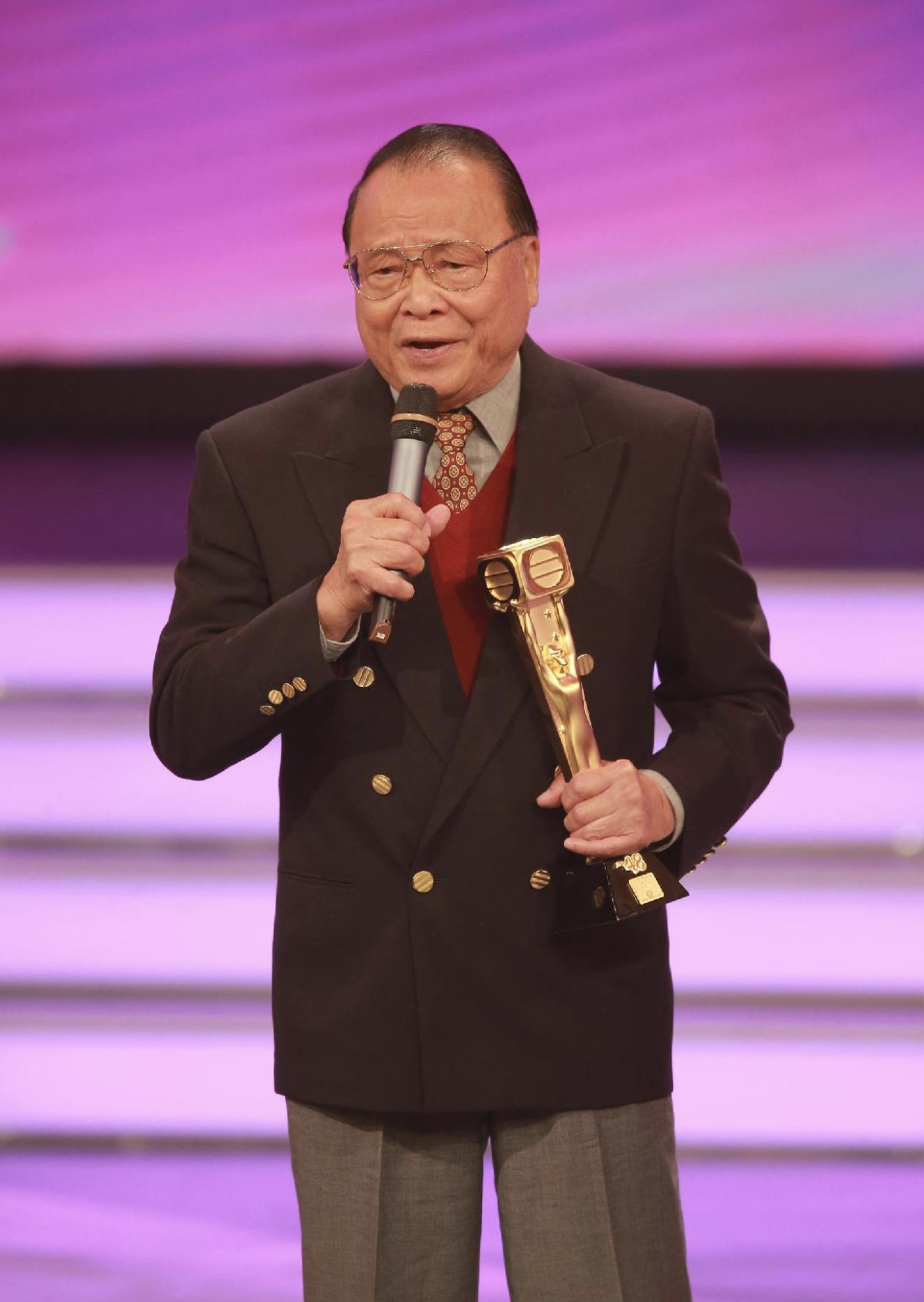 TVB|92岁TVB绿叶被送养老院,每月开销1.6万,家人称负担重已申请资助