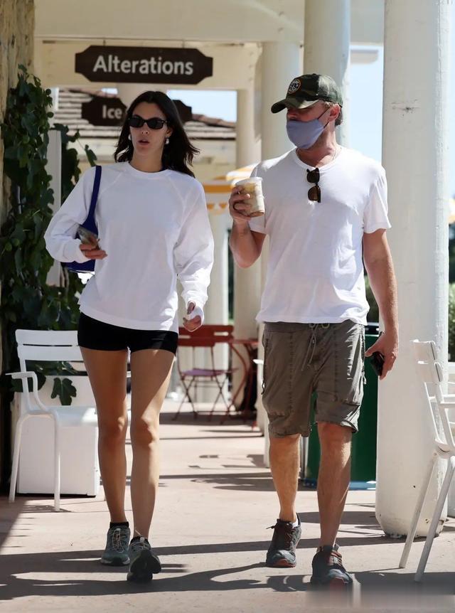 就是爱超模?小李子热恋「盛世美颜」身份曝光,网友:果然25岁