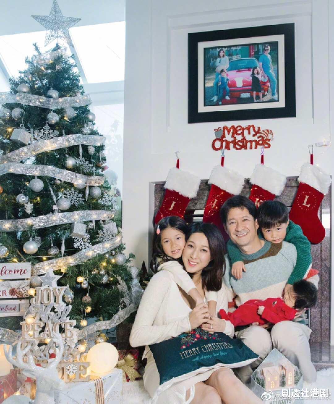 TVB前花旦难得返港参加活动，被指皱纹明显现老态，女神形象不再