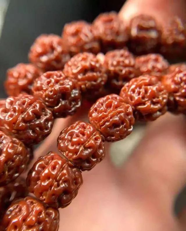 年画|你给金刚打好底了么?