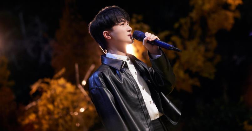 周深|周深惊艳献唱《流浪地球2》定义主题曲，孙悦迫不及待想去看电影