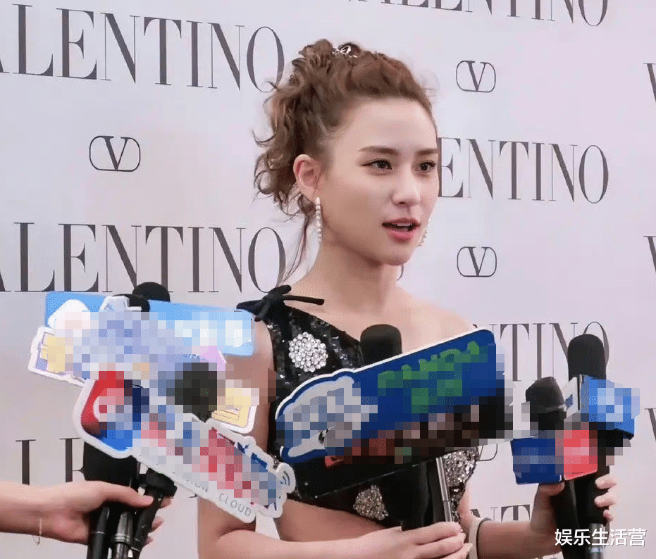 何超琼|何超琼首评妹夫窦骁，已备好新婚礼物，网友在线认妈取名何兰窦