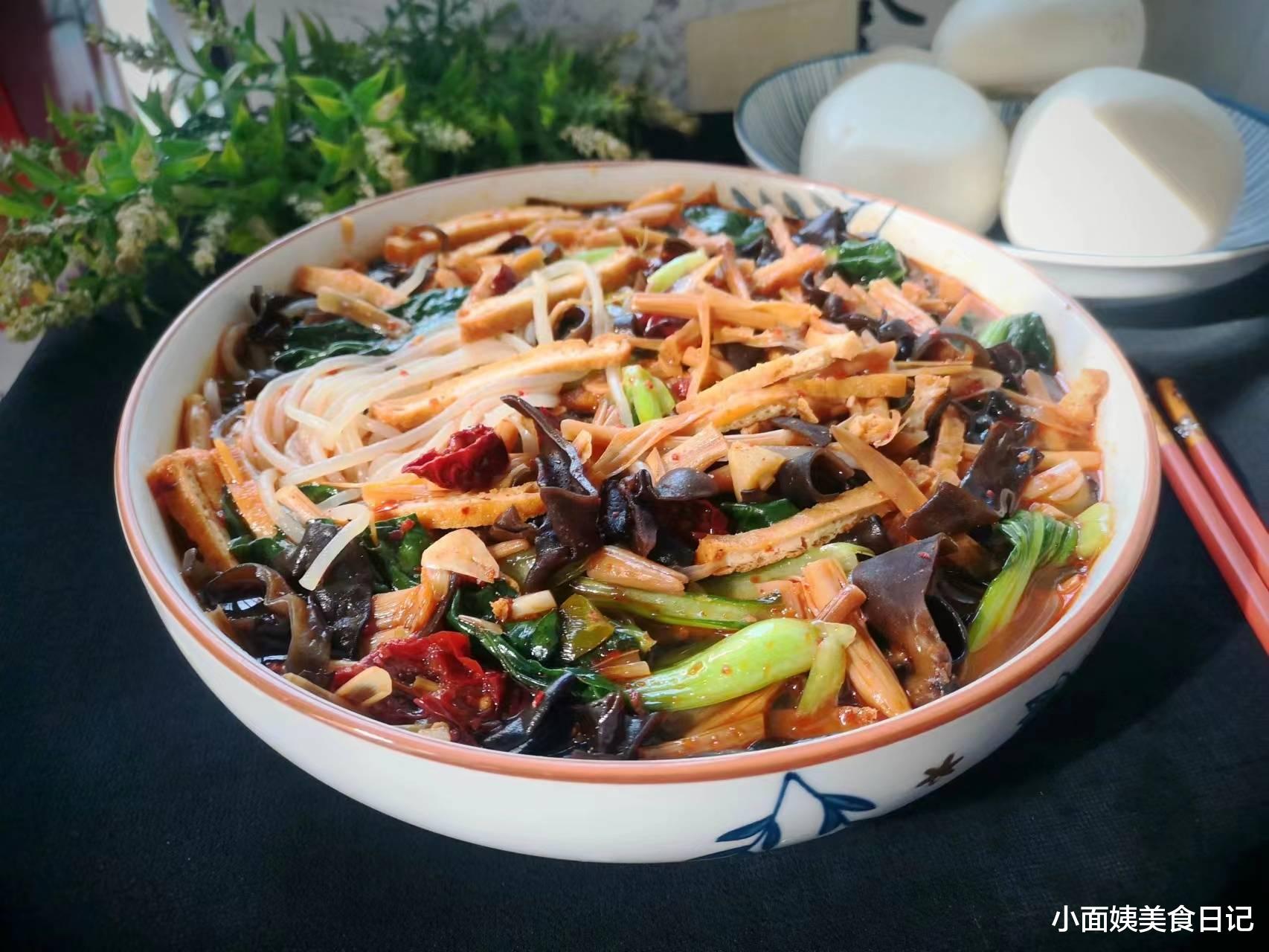 美食教程|天冷了，太喜欢这炖菜了，麻辣鲜香，好吃又下饭，吃了一天都暖和