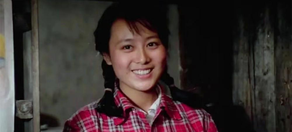 杨幂|“农村人”别硬演,有的大白牙出戏,有的土得掉渣却想说句:好美