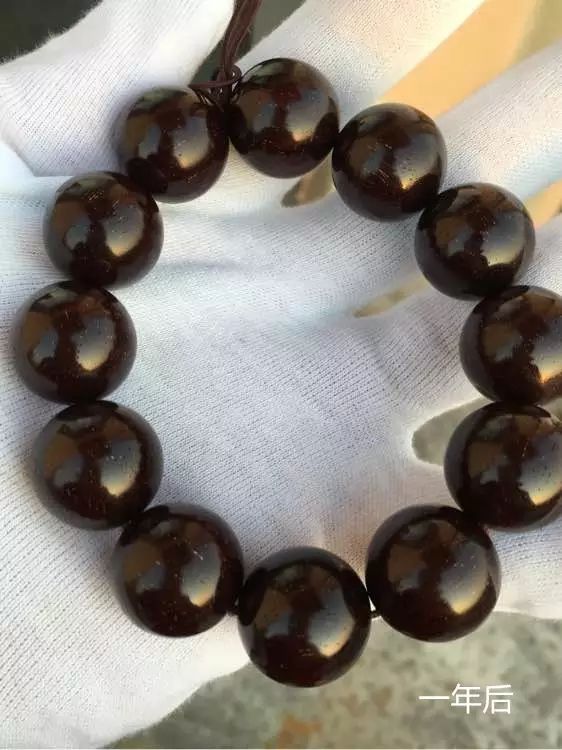 同样是玩,为啥别人盘了一年的手串变化就那么大呢?