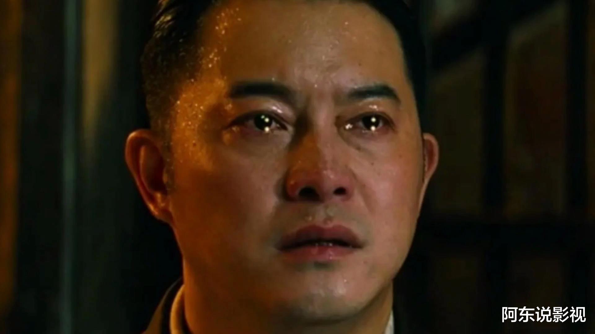 《刀尖》票房井喷,本以为张译够耀眼,我却被45岁的男4号惊艳了